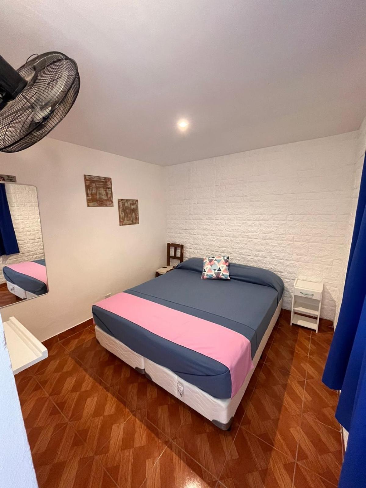 Hostel Hola Ola Villa Gesell Esterno foto